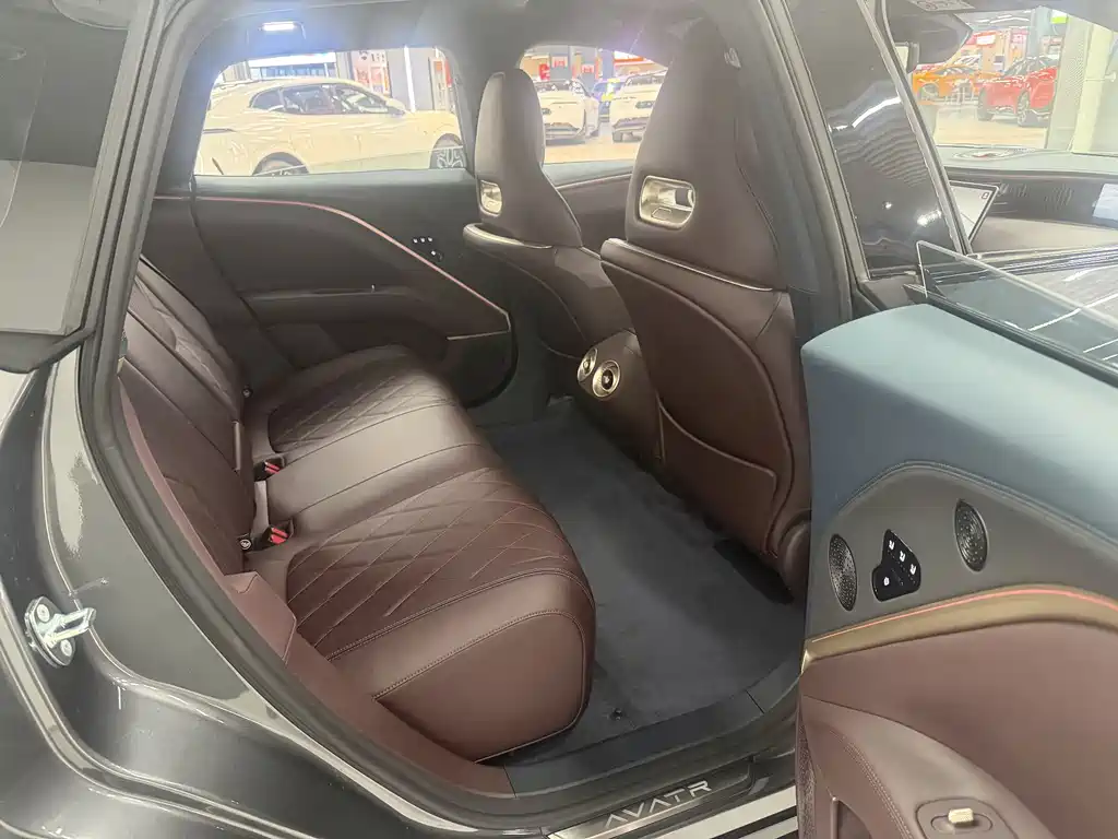 Avita 11 2025 facelift Max extended range version купить на сайте DeffCars