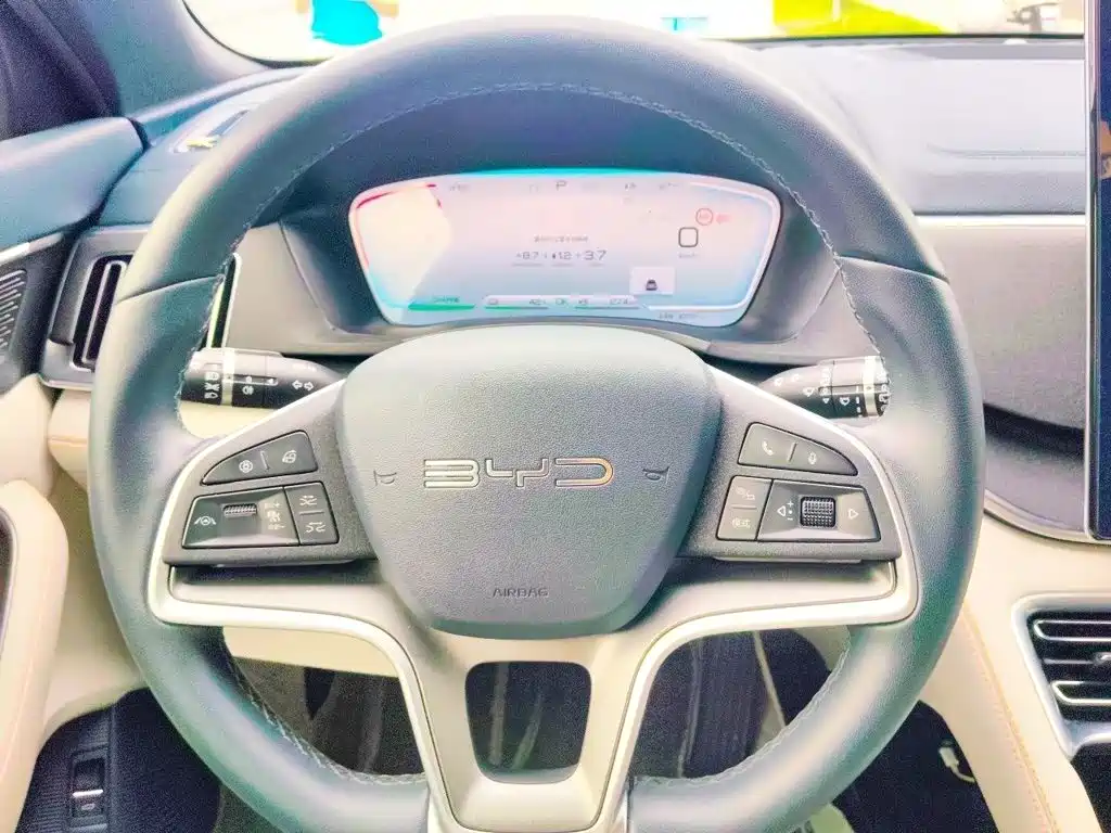 Song Plus New Energy 2024 Honor Edition DM-i 110km Flagship купить на сайте DeffCars