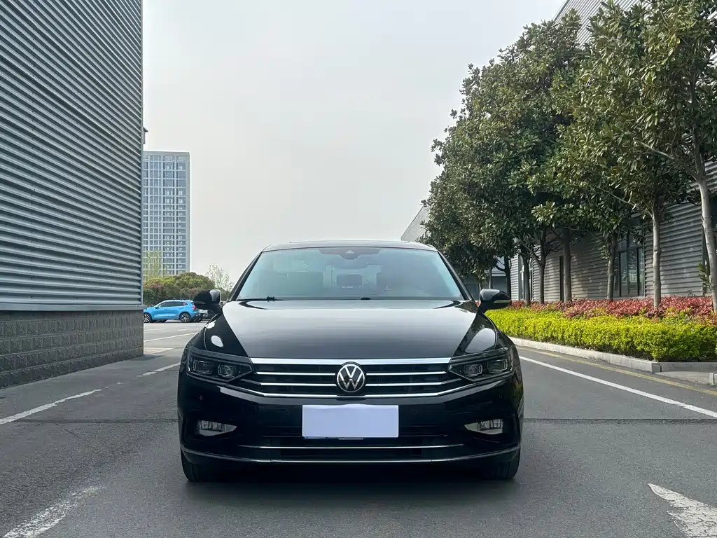 Magotan 2020 380TSI DSG luxury model купить на сайте DeffCars