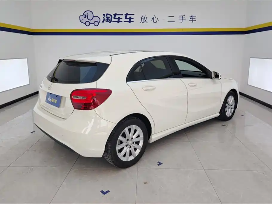 Mercedes-Benz A-Class Import 2016 A 180 купить на сайте DeffCars