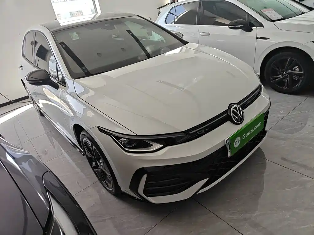 Golf 2025 facelift 2 300TSI R-Line купить на сайте DeffCars