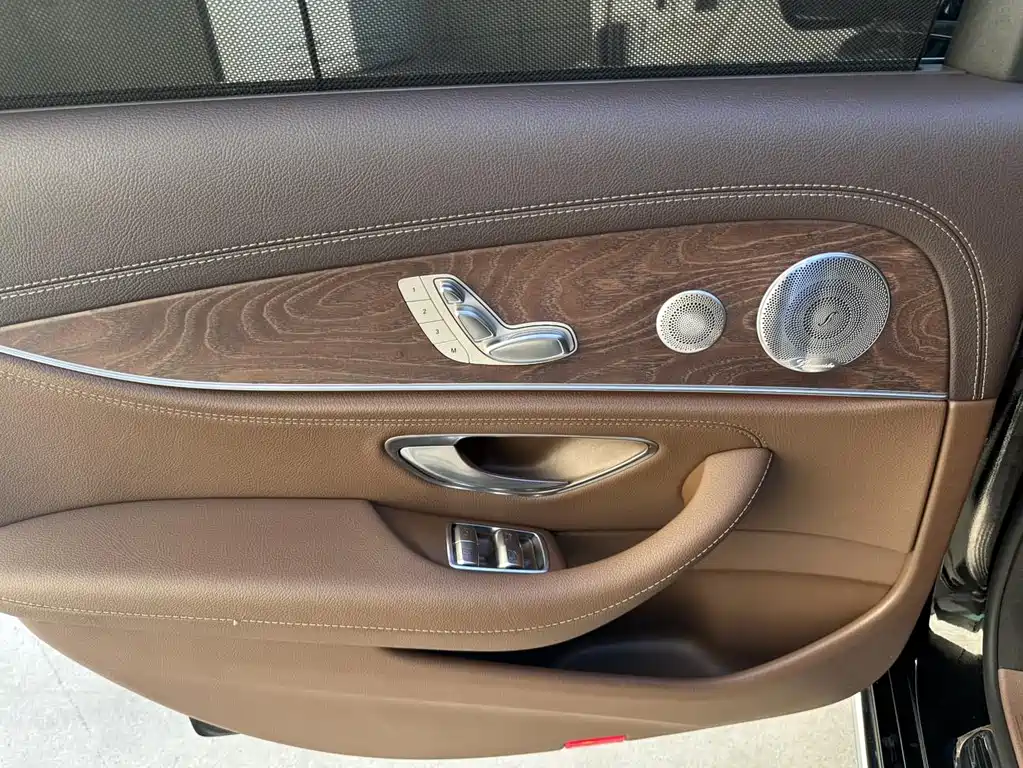 Mercedes-Benz E-Class 2020 Facelift E 300 L Special Edition купить на сайте DeffCars