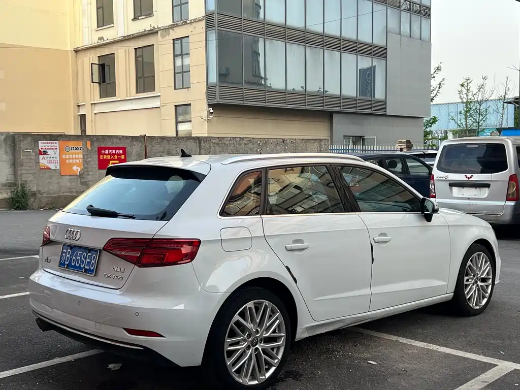 Audi A3 2019 Sportback 35 TFSI Fashion Type National VI купить на сайте DeffCars
