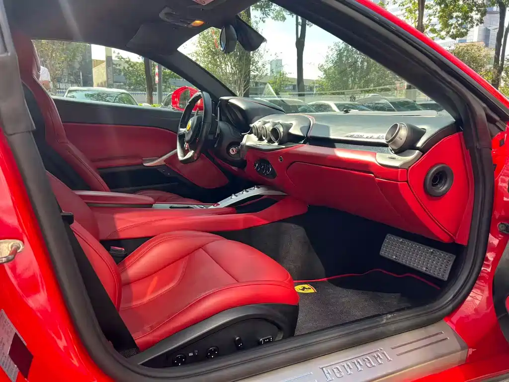 F12berlinetta 2013 6.3L Standard Edition купить на сайте DeffCars