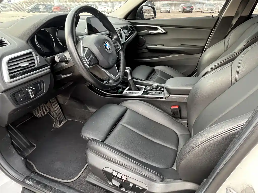 BMW 1 Series 2018 118i Sports купить на сайте DeffCars