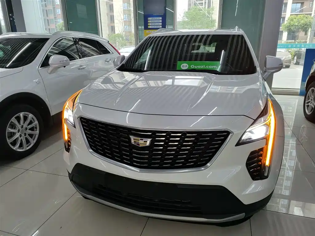 Cadillac XT4 2018 28T two-wheel drive leading model купить на сайте DeffCars