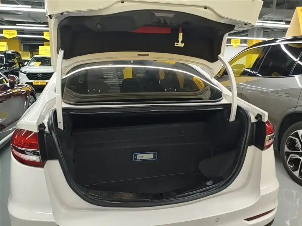 Mondeo New Energy 2018 2.0 PHEV Smart Control Fashion National VI купить на сайте DeffCars