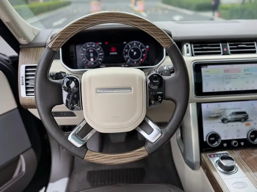 Range Rover 2020 3.0 L6 Legend Extended Edition купить на сайте DeffCars