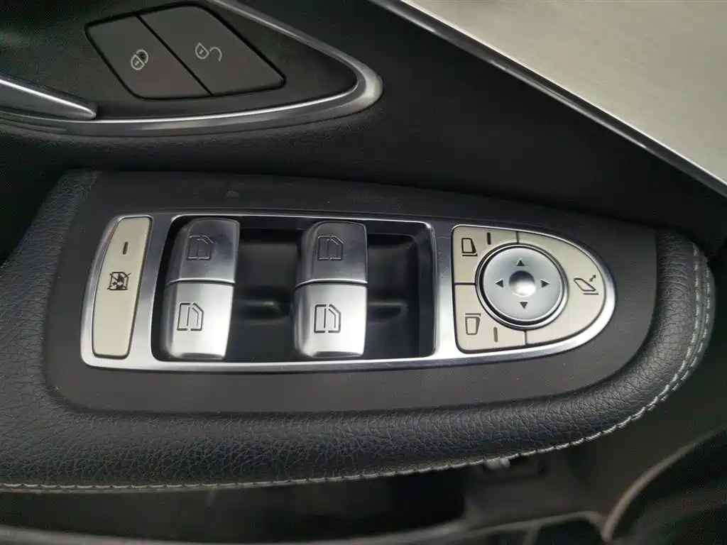 Mercedes-Benz GLC 2021 GLC 260 L 4MATIC Dynamic купить на сайте DeffCars