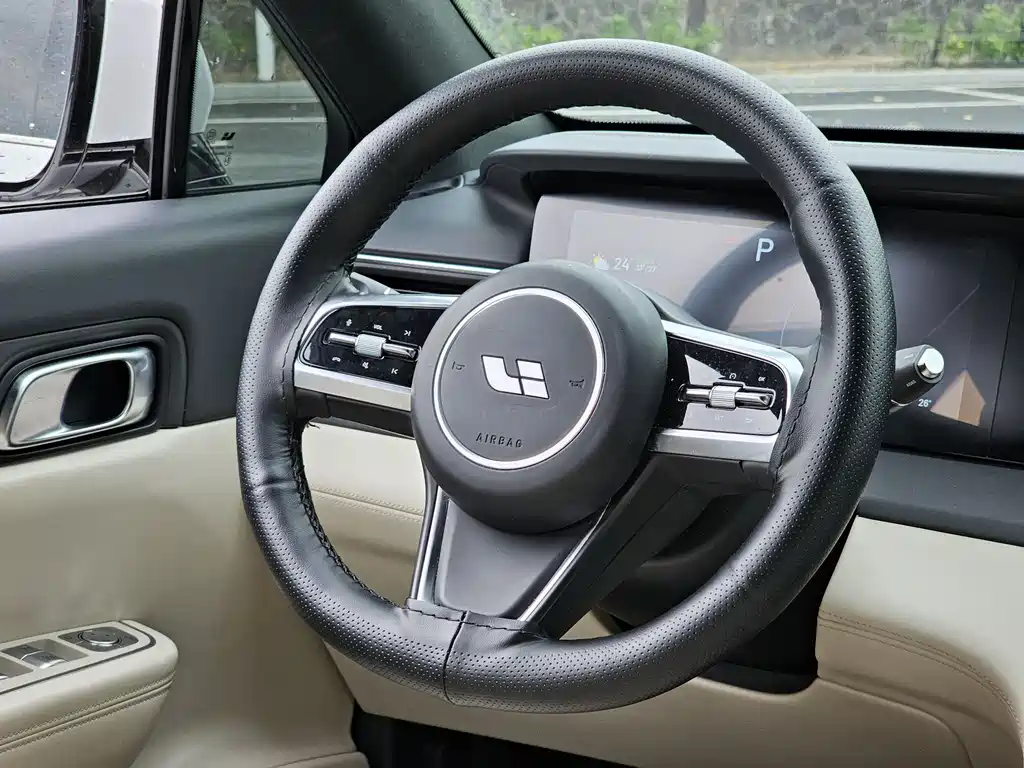 Ideal ONE 2021 extended range 6-seater version купить на сайте DeffCars