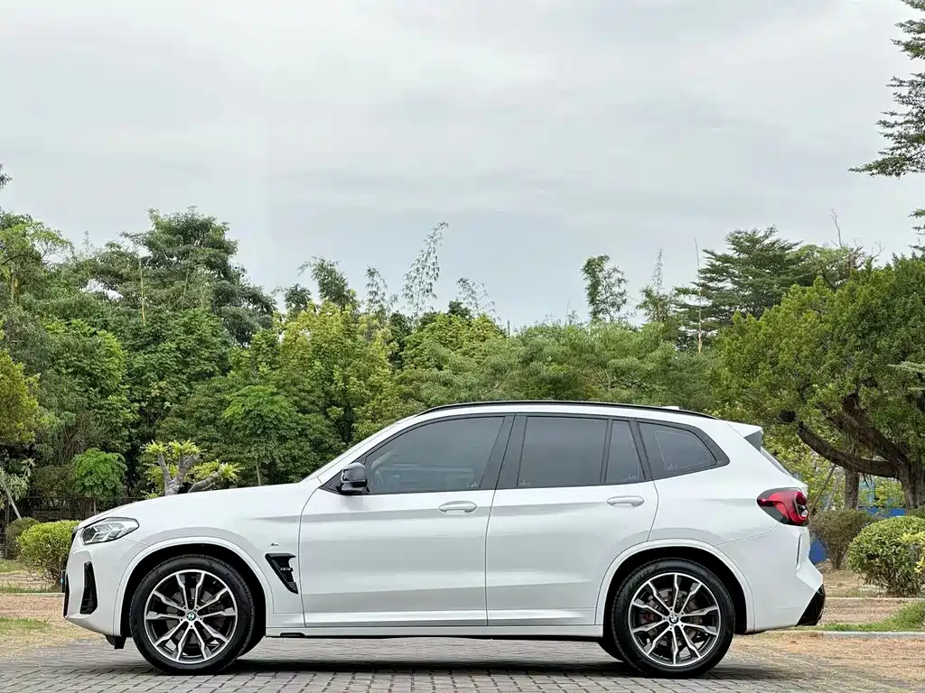 BMW X3 2022 xDrive30i Exclusive M Night Package купить на сайте DeffCars
