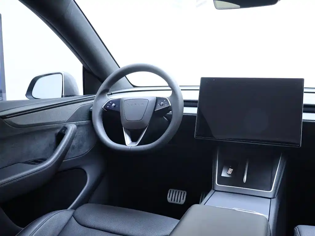 Model Y L 2025 long-range all-wheel drive version купить на сайте DeffCars
