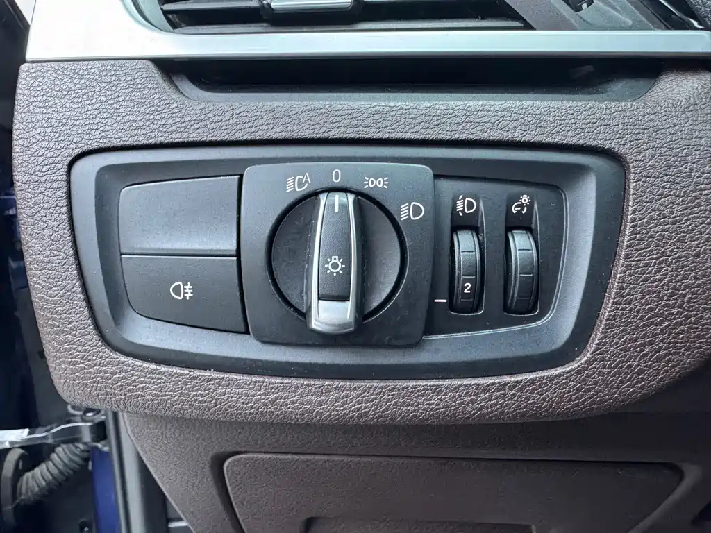 BMW X1 2021 sDrive20Li Fashion Model купить на сайте DeffCars