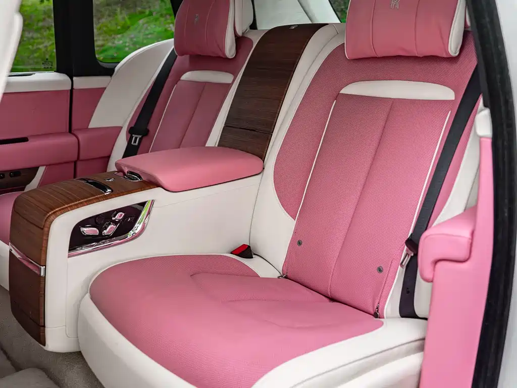 Cullinan 2018 four-seat version купить на сайте DeffCars