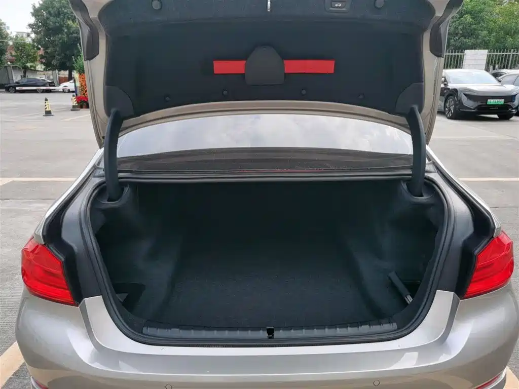 BMW 5 Series 2019 525Li Luxury Package купить на сайте DeffCars