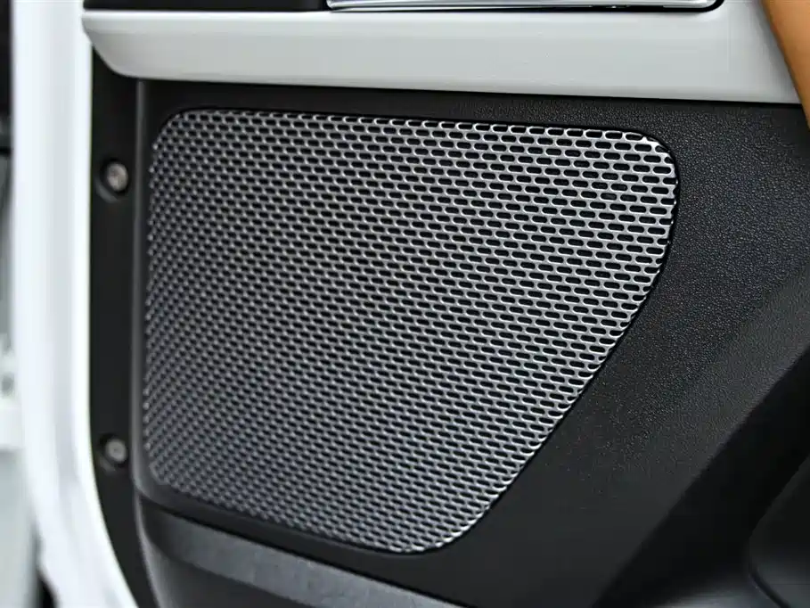 Land Rover Defender 2024 110 3.0T P400 Dark Special Edition купить на сайте DeffCars
