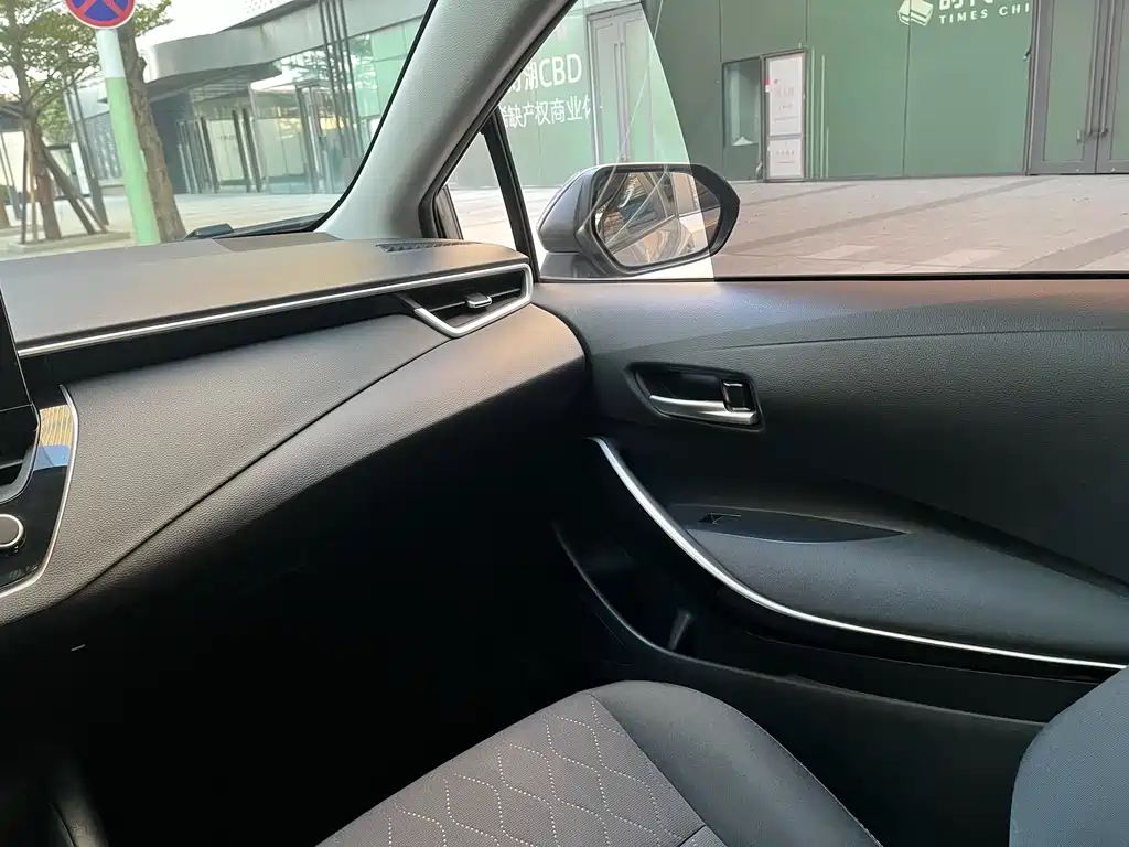 Corolla 2023 1.8L Intelligent Electric Hybrid Dual Engine Elite Edition купить на сайте DeffCars