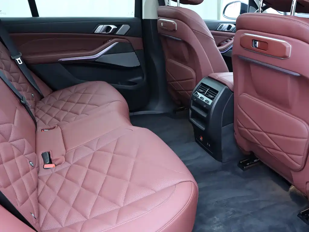 BMW X5 2023 xDrive 30Li Exclusive M Sports Night Package купить на сайте DeffCars