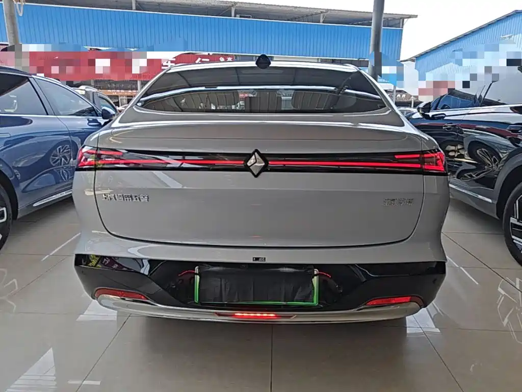 Baojun Xiangjing 2025 plug-in hybrid 140km luxury version купить на сайте DeffCars