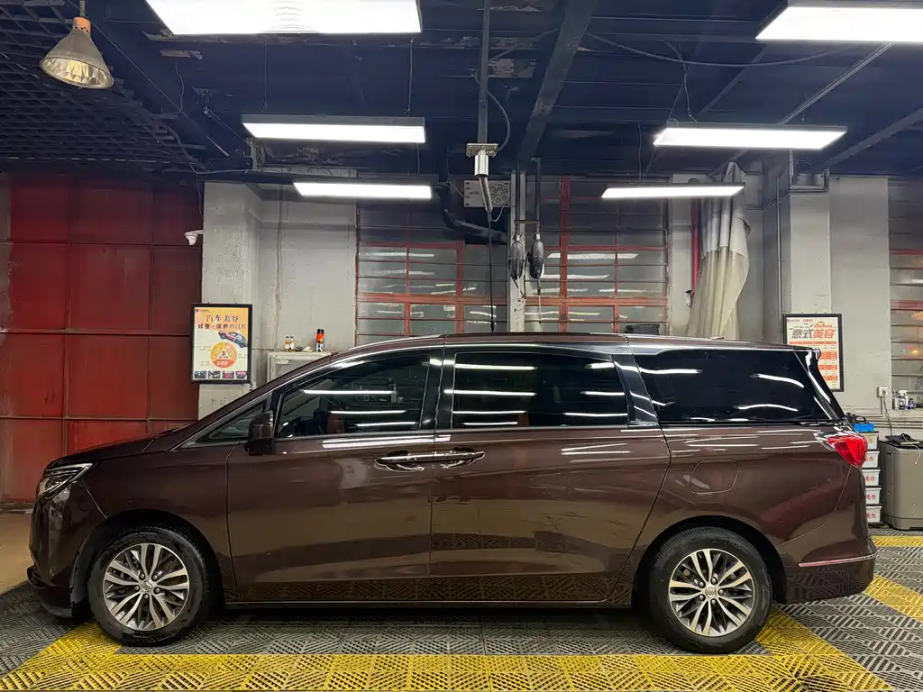 Buick GL8 2018 ES 28T luxury model National VI купить на сайте DeffCars