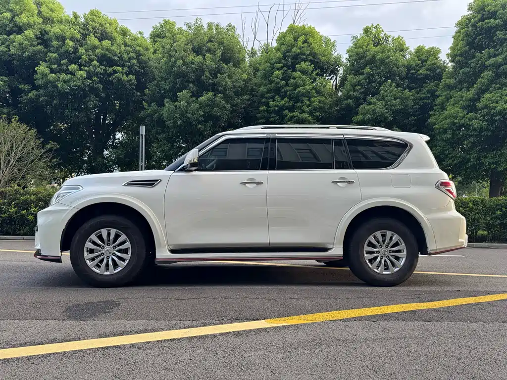 Patrol 2018 4.0L LinkedIn model купить на сайте DeffCars
