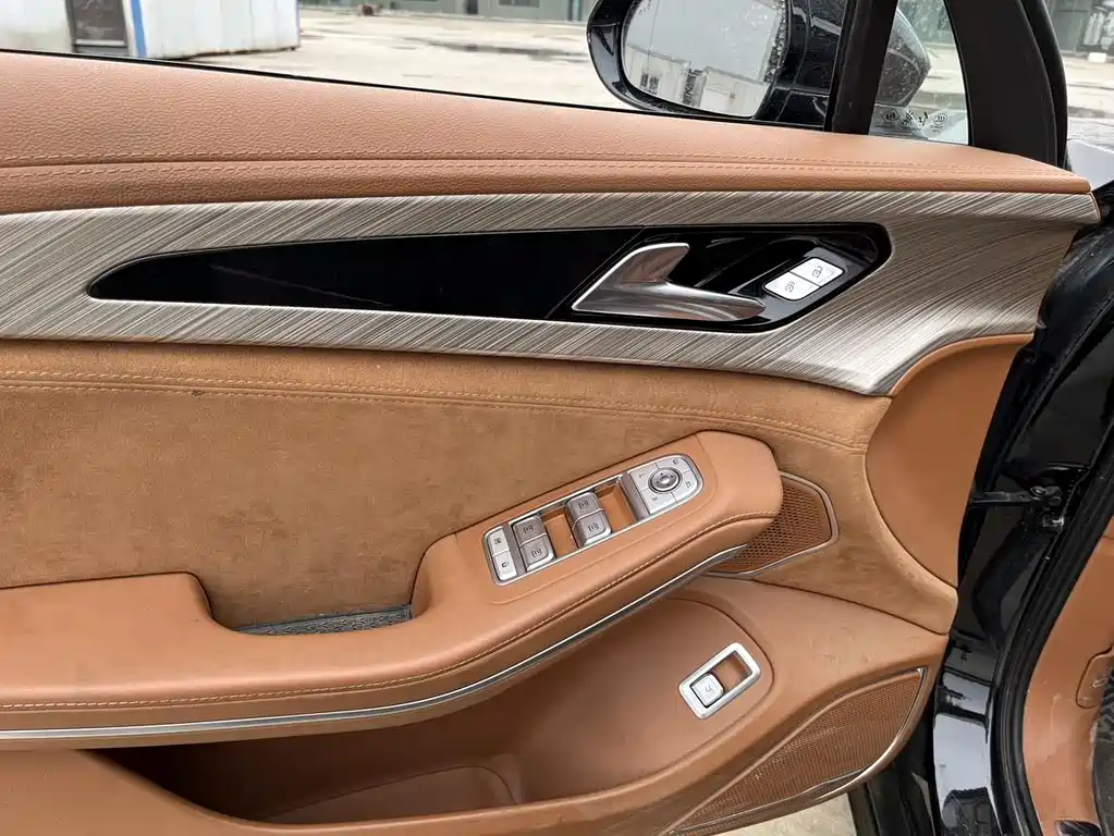 Hongqi H9 2020 3.0T Zhilian Qichang Edition купить на сайте DeffCars