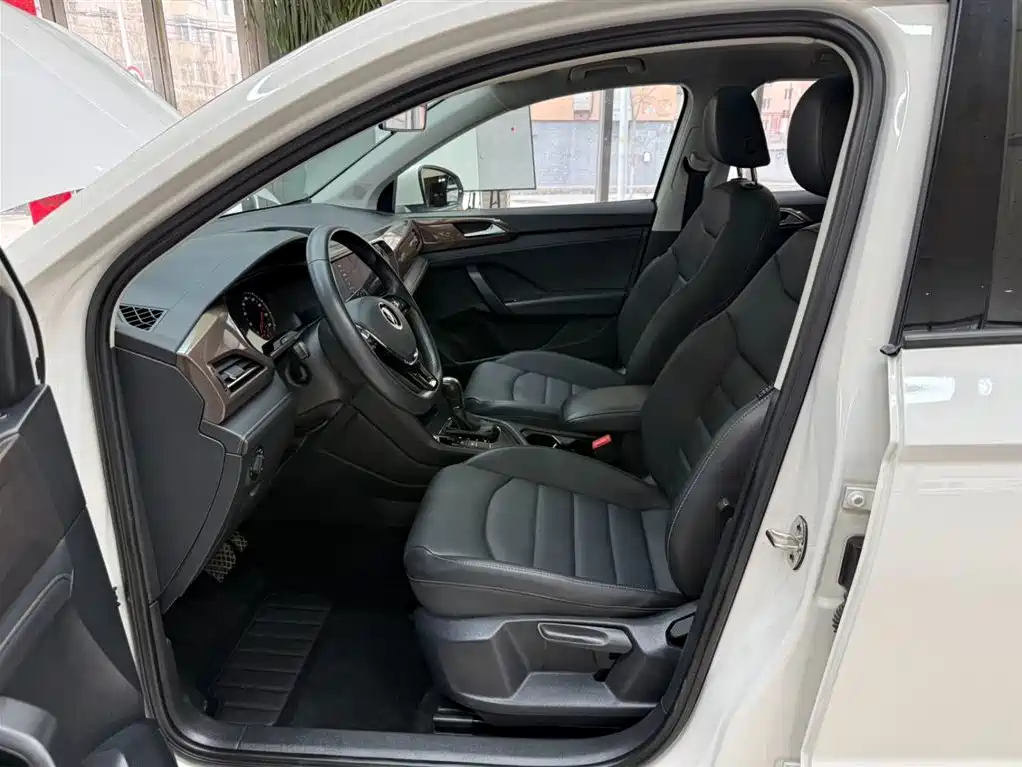 Tuyue 2021 280TSI two-wheel drive comfort version купить на сайте DeffCars