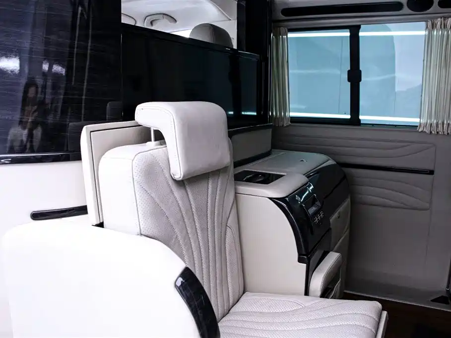 Metroway 2019 2.0TSI four-wheel drive exclusive version 7 seats купить на сайте DeffCars