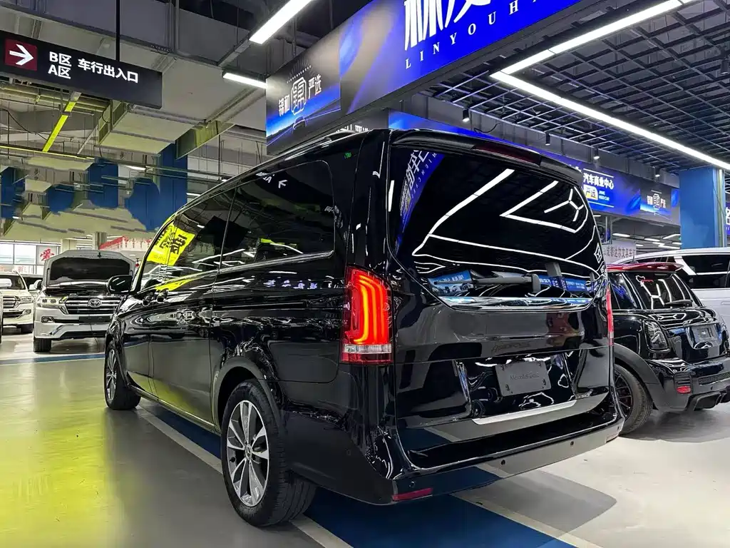 Mercedes-Benz V-Class 2021 V 260 Pilot Edition купить на сайте DeffCars