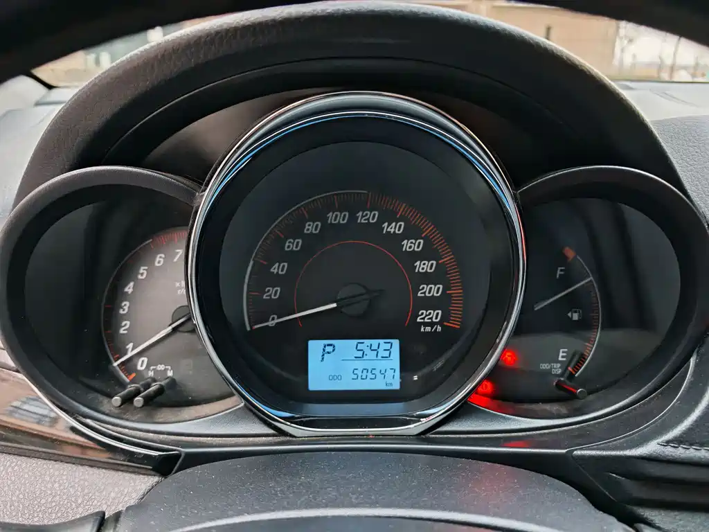 YARiS L Zhixuan 2021 Zhixuan X 1.5L CVT Deluxe Edition купить на сайте DeffCars