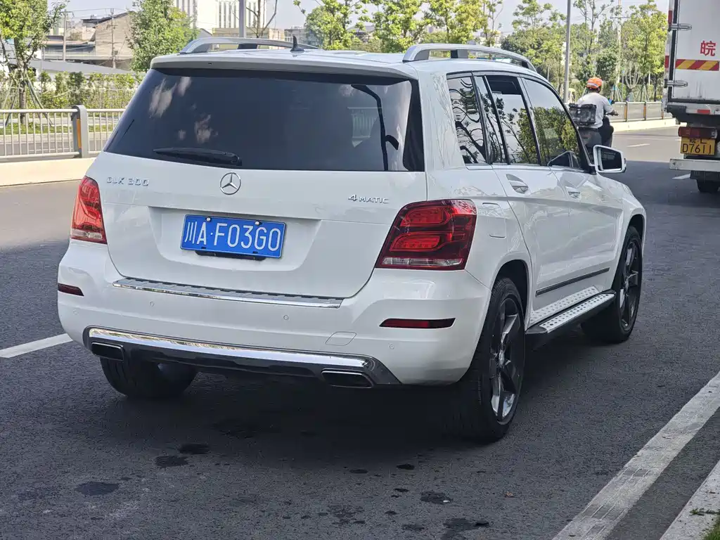 Mercedes-Benz GLK-Class 2013 GLK 300 4MATIC Dynamic Sunroof Type купить на сайте DeffCars