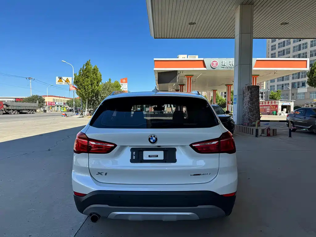 BMW X1 2019 sDrive18Li Exclusive Model купить на сайте DeffCars
