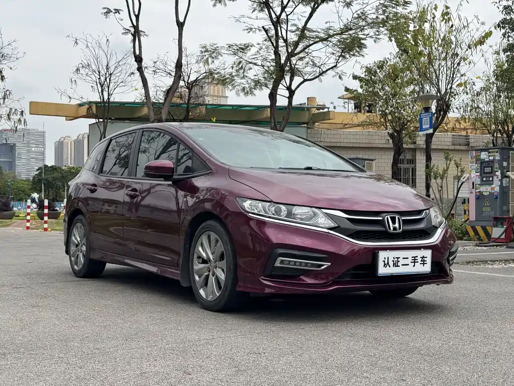 Jade 2017 1.8L automatic comfort version 5 seats купить на сайте DeffCars
