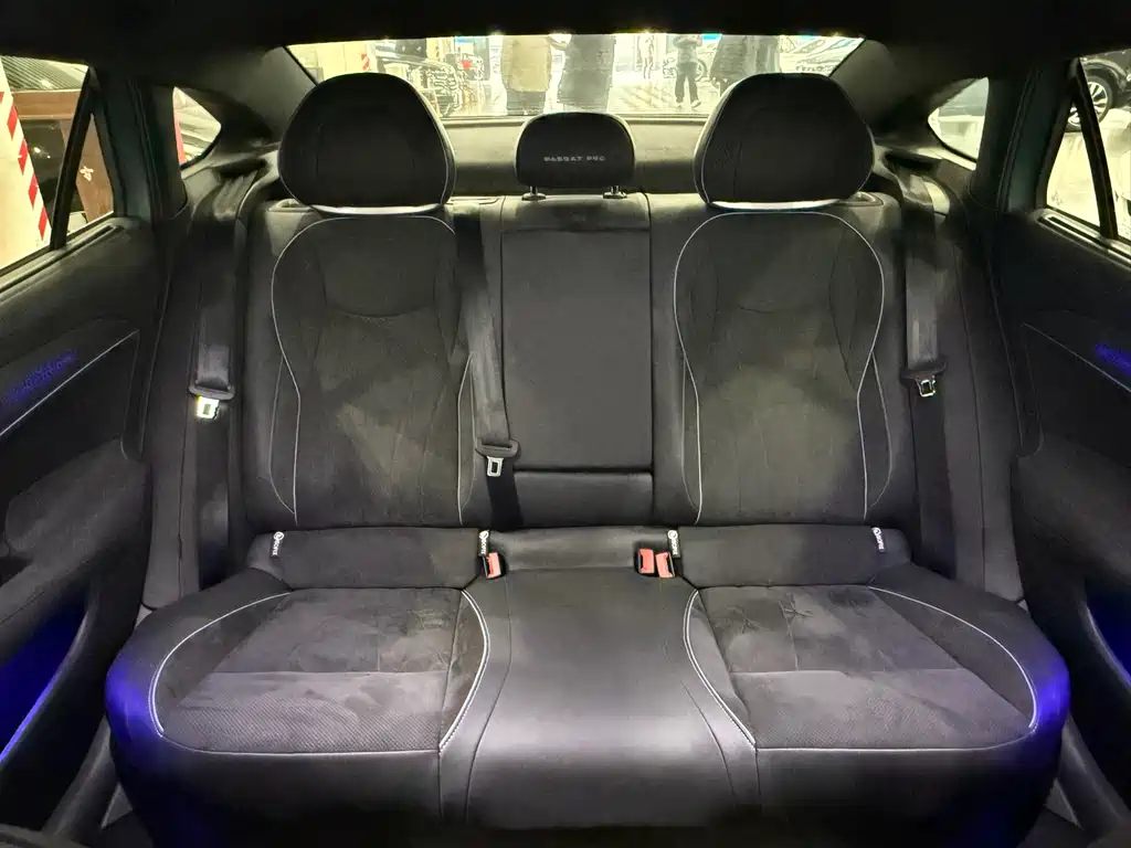 Passat 2025 Pro 380TSI Star Dragon Edition купить на сайте DeffCars