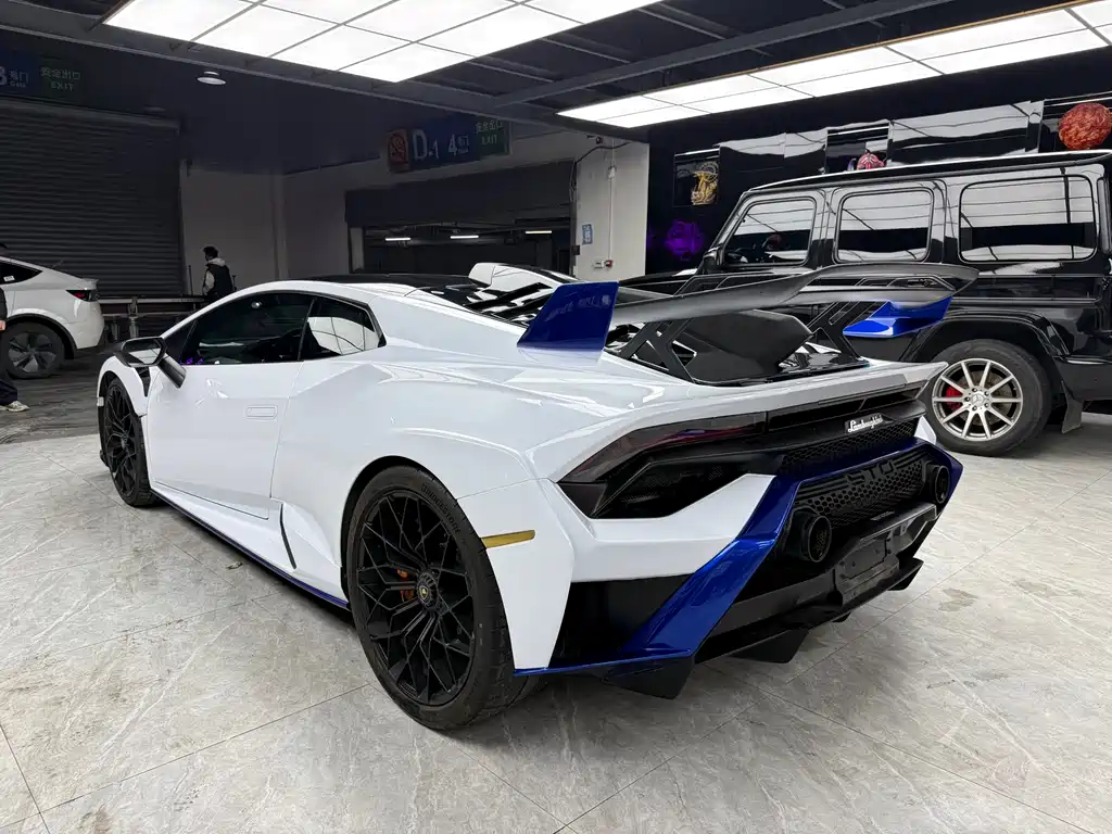 Huracán 2021 Huracán STO купить на сайте DeffCars