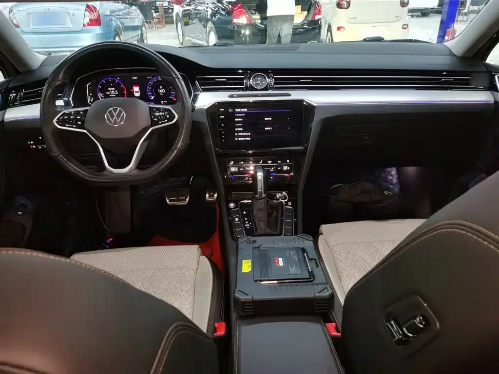 Magotan 2023 2 million commemorative edition 330TSI DSG luxury model купить на сайте DeffCars