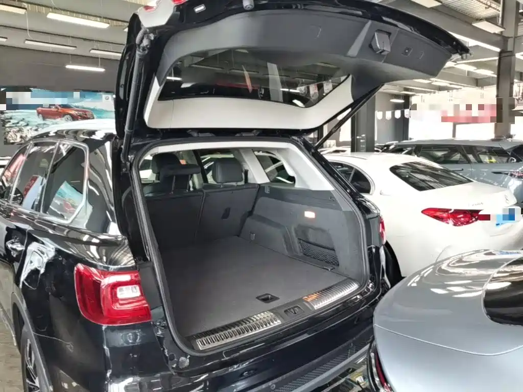 Hongqi HS7 2021 2.0T DCT two-wheel drive smart connected flagship edition купить на сайте DeffCars