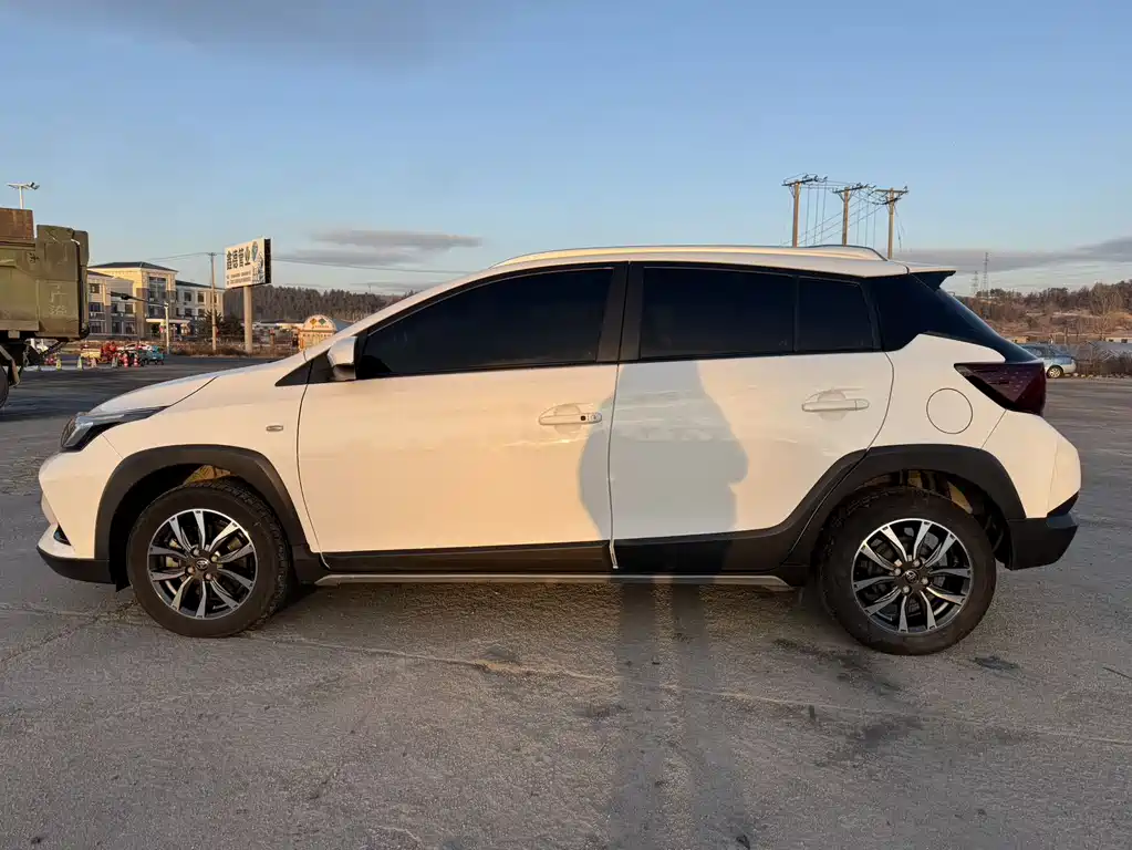 YARiS L Zhixuan 2022 Zhixuan X 1.5L CVT luxury PLUS version купить на сайте DeffCars