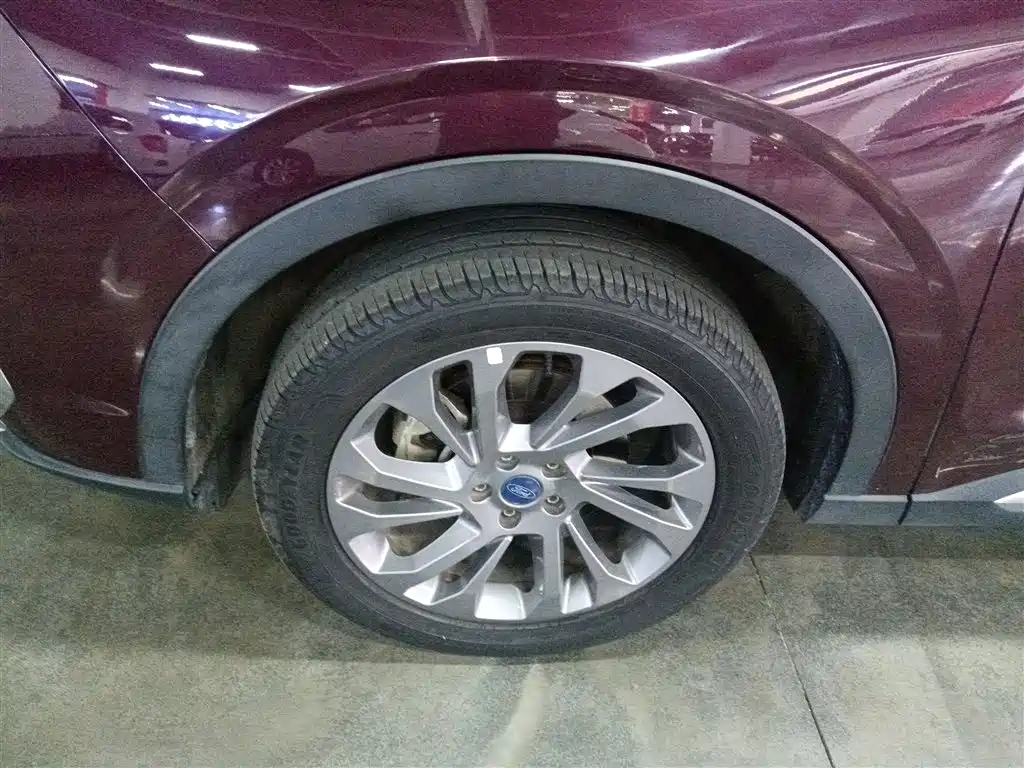 Lingyu 2021 EcoBoost 225 Collar Type 6 Seats купить на сайте DeffCars