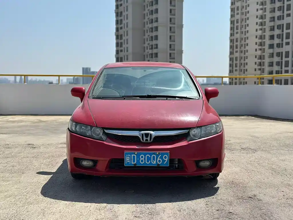 Civic 2012 1.8L Automatic Deluxe Edition купить на сайте DeffCars