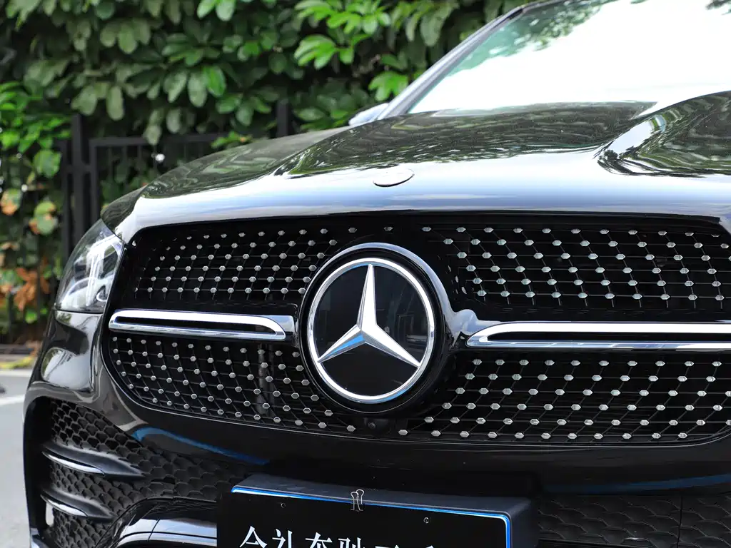 Mercedes-Benz GLE Coupe 2022 facelift GLE 350 4MATIC coupe SUV luxury model купить на сайте DeffCars