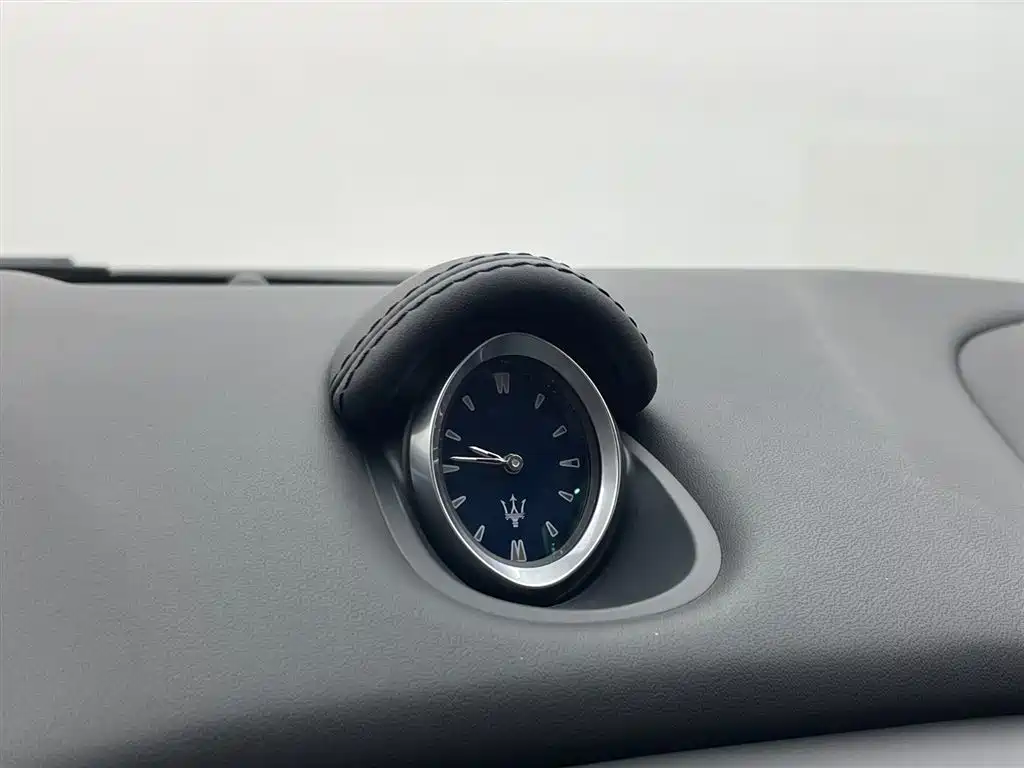 Ghibli 2022 3.0T Modena купить на сайте DeffCars
