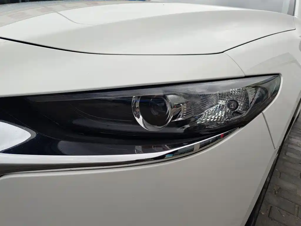 Mazda3 Angkesela 2025 2.0L Automatic Premium Edition купить на сайте DeffCars