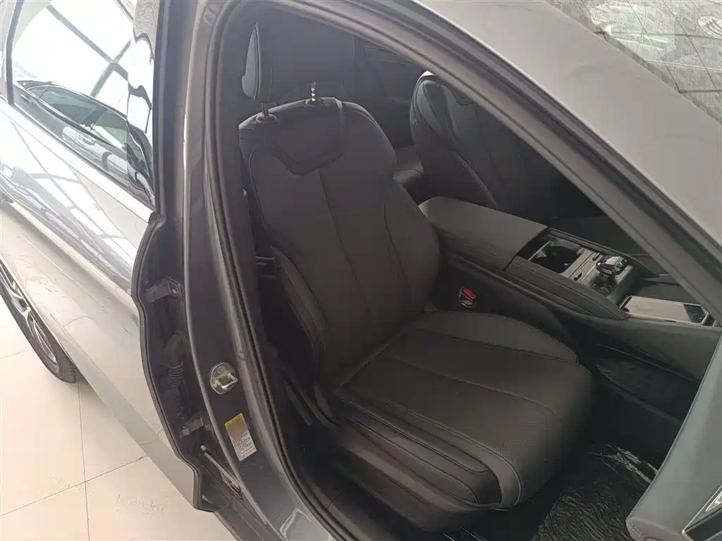 Qin L 2024 DM-i 120KM transcendent model купить на сайте DeffCars