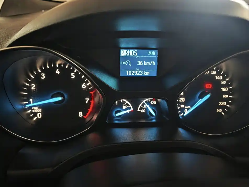Escape 2018 EcoBoost 180 two-wheel drive platinum airfoil купить на сайте DeffCars