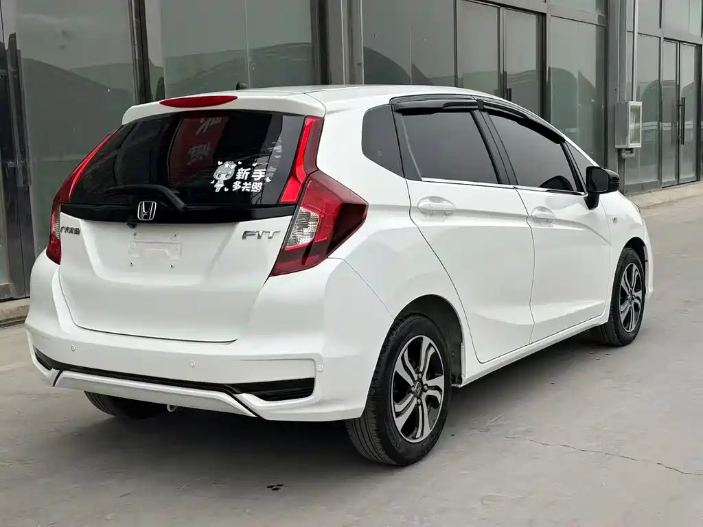 Fit 2018 1.5L CVT Comfort Edition купить на сайте DeffCars