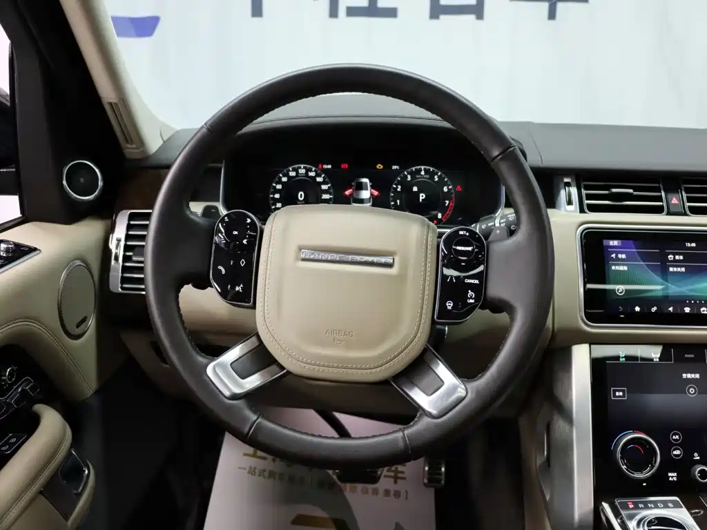 Range Rover 2022 3.0 L6 400PS Legendary Extended Classic Edition купить на сайте DeffCars