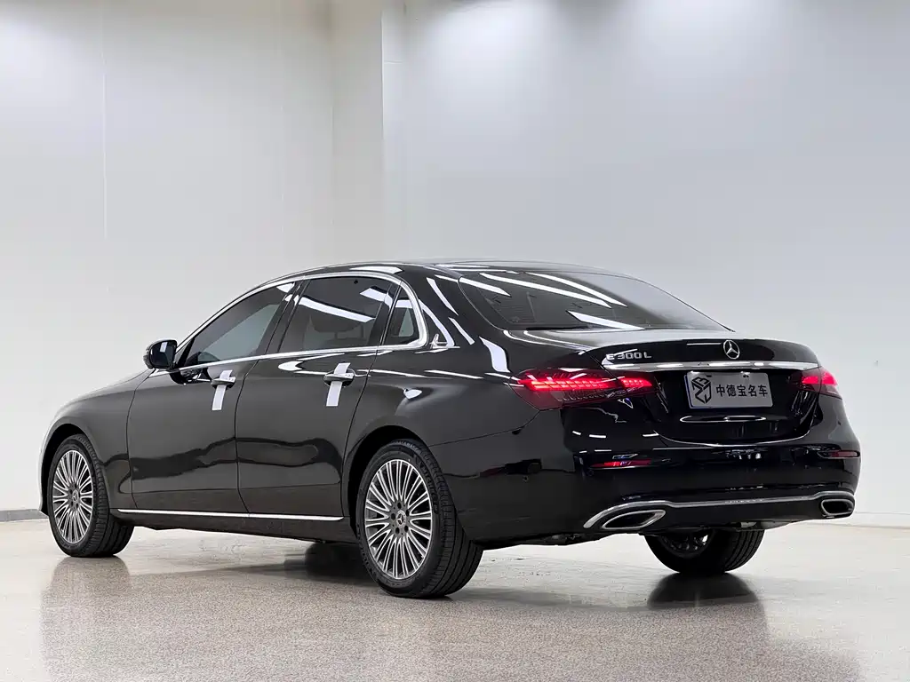 Mercedes-Benz E-Class 2021 E 300 L Premium Model купить на сайте DeffCars