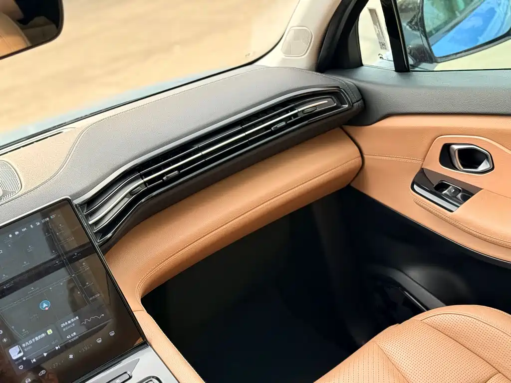 NIO ES8 2020 415KM six-seater version купить на сайте DeffCars