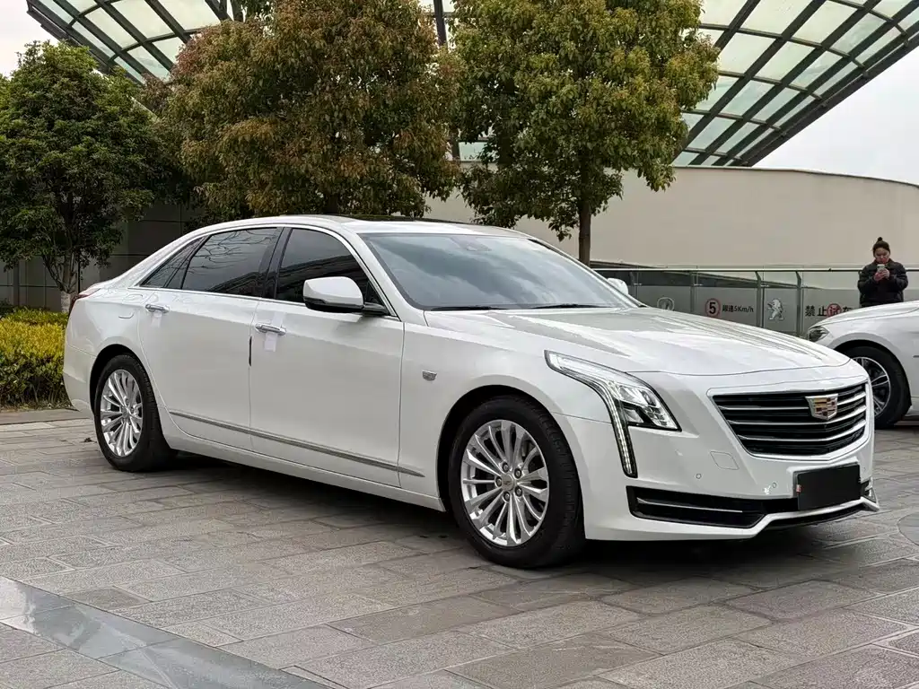 Cadillac CT6 2017 28T luxury model купить на сайте DeffCars